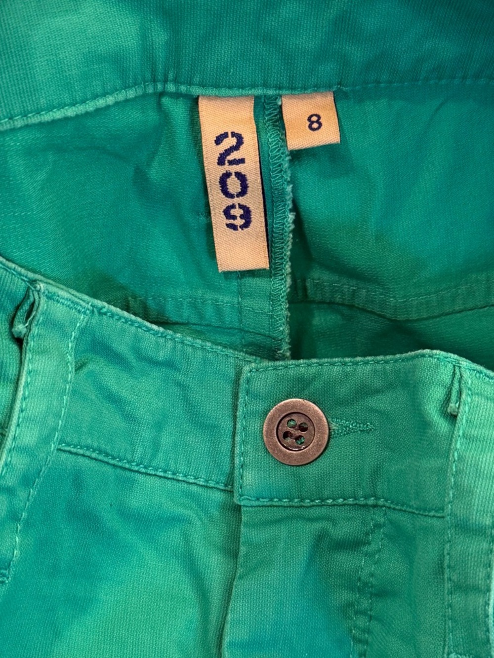 Women’s Emerald Green Cropped Straight-Leg Chino Pants - Picture 4 of 7